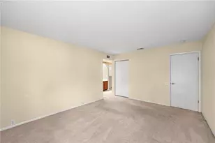 14 Dunwoody Springs Dr, Sandy Springs, GA 30328 - Photo 15