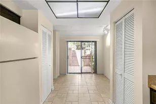 14 Dunwoody Springs Dr, Sandy Springs, GA 30328 - Photo 11