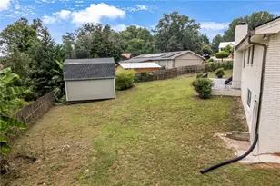 497 Dicks Ct NW, Lilburn, GA 30047 - Photo 37