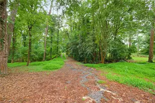 1899 Moores Mill Rd NW, Atlanta, GA 30318 - Photo 11