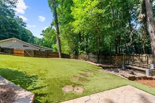 9570 Hillside Dr, Roswell, GA 30076 - Photo 43