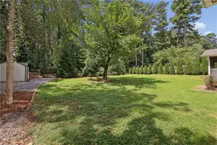 235 Carriage Station Cir, Roswell, GA 30075 - Photo 31