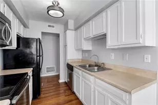 1211 Glenleaf Dr, Peachtree Corners, GA 30092 - Photo 11