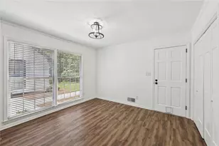 2725 Glendale Dr NE, Conyers, GA 30013 - Photo 17