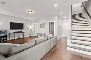 160 Clover Ct, Roswell, GA 30075 - Photo 15