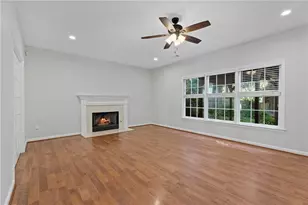 1010 Burycove Ln, Lawrenceville, GA 30043 - Photo 15