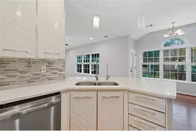1010 Burycove Lane, Lawrenceville, GA 30043 - Photo 7