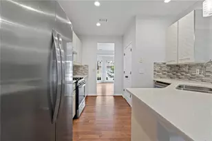 1010 Burycove Ln, Lawrenceville, GA 30043 - Photo 13