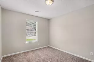 722 Rosewood Cir, Jonesboro, GA 30238 - Photo 17