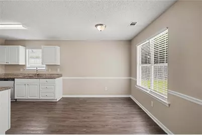 722 Rosewood Circle, Jonesboro, GA 30238 - Photo 7