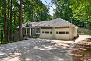 415 Forest Hills Dr, Sandy Springs, GA 30342 - Photo 3