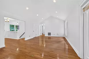 415 Forest Hills Dr, Sandy Springs, GA 30342 - Photo 15