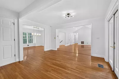 415 Forest Hills Drive, Sandy Springs, GA 30342 - Photo 25