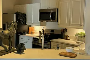 3334 Peachtree Rd NE, Atlanta, GA 30326 - Photo 9