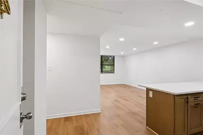2965 Pharr Court South NW #118, Atlanta, GA 30305 - Photo 3