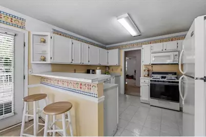 511 Barclay Court, Stone Mountain, GA 30083 - Photo 13