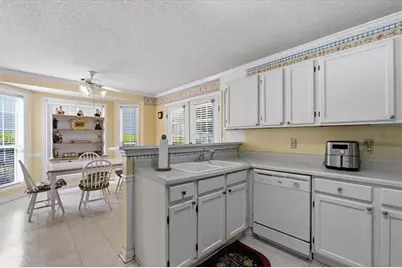 511 Barclay Court, Stone Mountain, GA 30083 - Photo 15