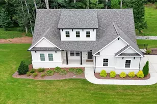 727 Old Collins Rd, Hoschton, GA 30548 - Photo 7