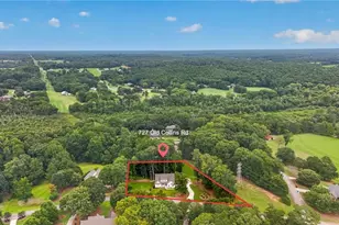 727 Old Collins Rd, Hoschton, GA 30548 - Photo 77