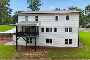 727 Old Collins Rd, Hoschton, GA 30548 - Photo 75
