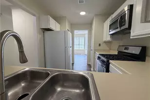 3201 Long Iron Dr, Lawrenceville, GA 30044 - Photo 7