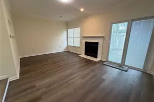 3201 Long Iron Dr, Lawrenceville, GA 30044 - Photo 9