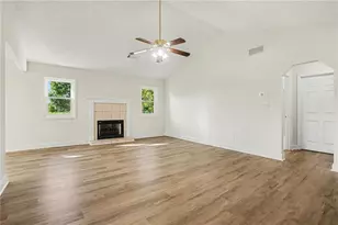 917 Justin Dr, Winder, GA 30680 - Photo 9
