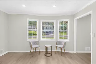 976 Walnut Dr, Lawrenceville, GA 30044 - Photo 13
