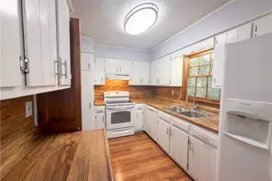 3318 Ben Hill St SW, Marietta, GA 30008 - Photo 17