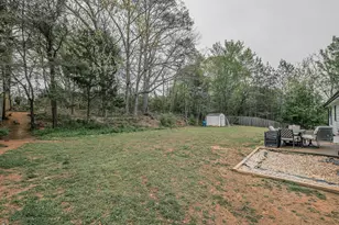 356 Meadow Trace Dr, Auburn, GA 30011 - Photo 27