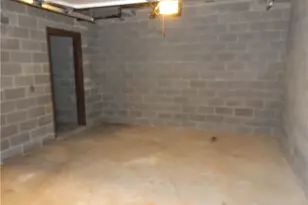 3334 Peachtree Rd NE, Atlanta, GA 30326 - Photo 29
