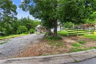 2 Lafayette Dr, Columbus, GA 31903 - Photo 3