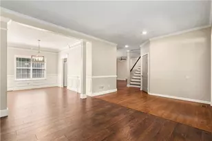 9569 Lakeview Ct, Douglasville, GA 30135 - Photo 7