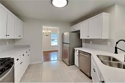 7318 Coral Lake Drive, Flowery Branch, GA 30542 - Photo 5