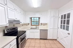 1731 Sundale Dr, Lawrenceville, GA 30046 - Photo 7