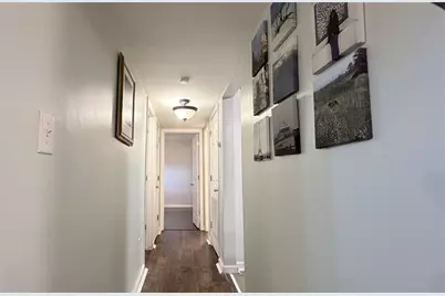 201 Brighton Point, Sandy Springs, GA 30328 - Photo 11