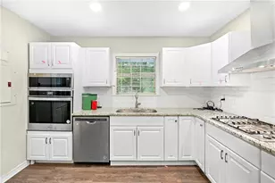 2834 S Clark Dr, East Point, GA 30344 - Photo 17