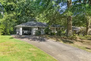 2834 S Clark Dr, East Point, GA 30344 - Photo 1