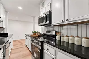 5095 Roswell Rd, Sandy Springs, GA 30342 - Photo 5