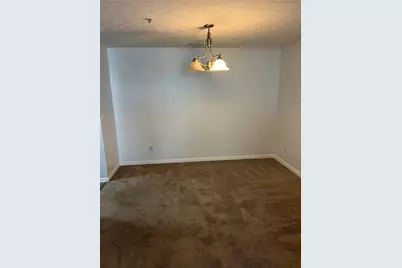 10201 Fairington Ridge Circle, Lithonia, GA 30038 - Photo 3
