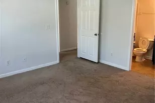 10201 Fairington Ridge Cir, Lithonia, GA 30038 - Photo 13