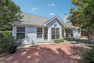 2780 Lady Guinevere Ln, Lawrenceville, GA 30044 - Photo 19