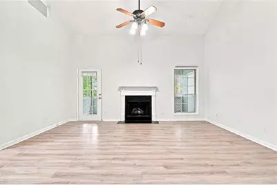 4081 Riverlook Parkway SE #207, Marietta, GA 30067 - Photo 7