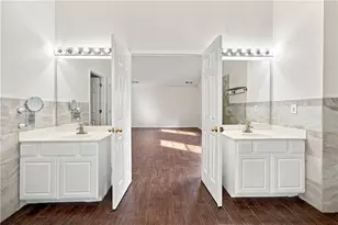 443 Leggett Oaks Ln, Lawrenceville, GA 30043 - Photo 25