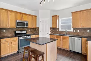 443 Leggett Oaks Ln, Lawrenceville, GA 30043 - Photo 15