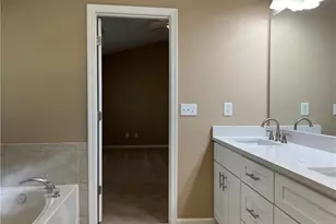 3413 Stoneham Dr, Duluth, GA 30097 - Photo 15