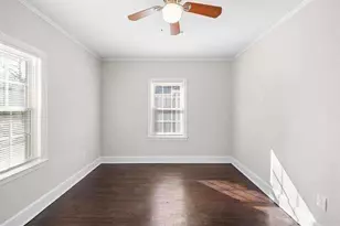 2506 Maple St, East Point, GA 30344 - Photo 9