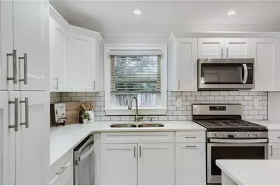 166 Howard Street NE, Atlanta, GA 30317 - Photo 13