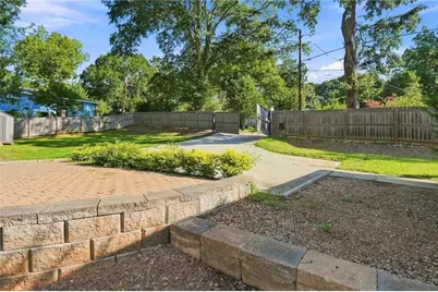 1375 Miller Reed Avenue SE, Atlanta, GA 30315 - Photo 21