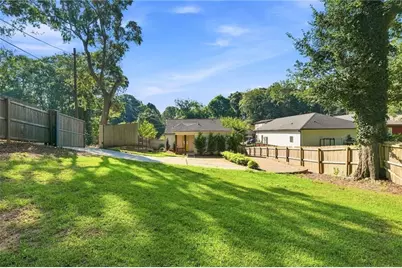 1375 Miller Reed Avenue SE, Atlanta, GA 30315 - Photo 23